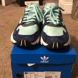 Adidas Falcon Sneakers